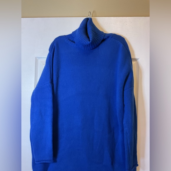 Long Blue Turtleneck Sweater With Open Front or back Size L - Picture 2 of 5
